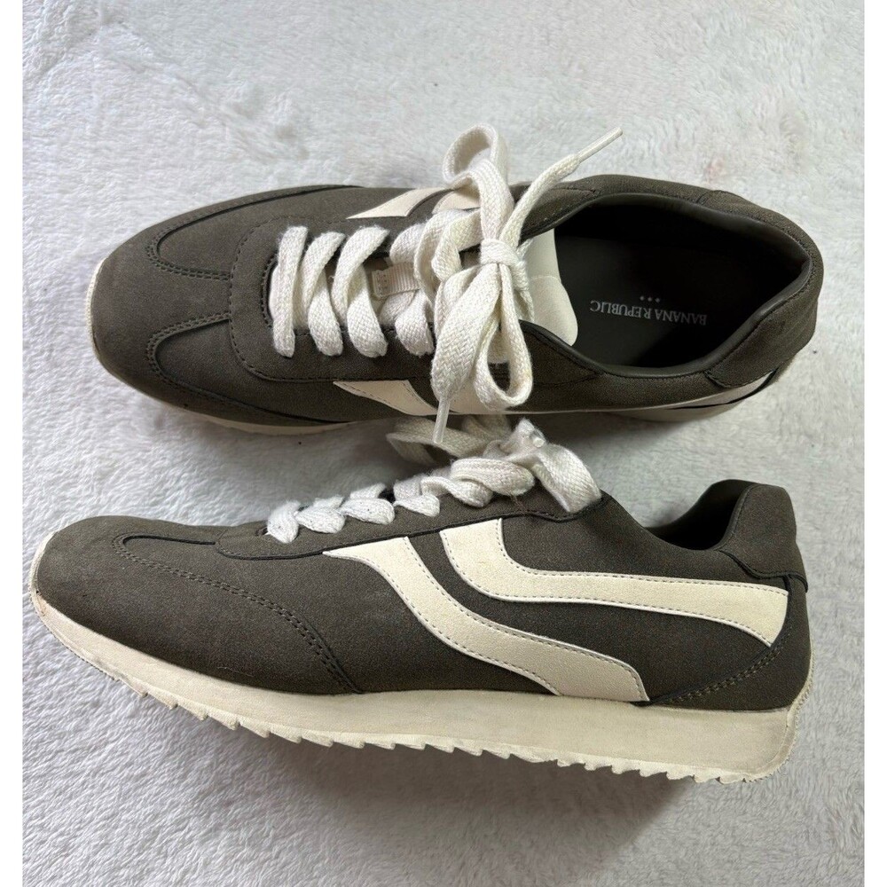 Banana Republic Olive Green Suede Retro Trainer Sneakers Women's Size 7.5
